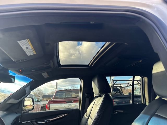 Used 2019 Cadillac Escalade ESV Platinum image 24