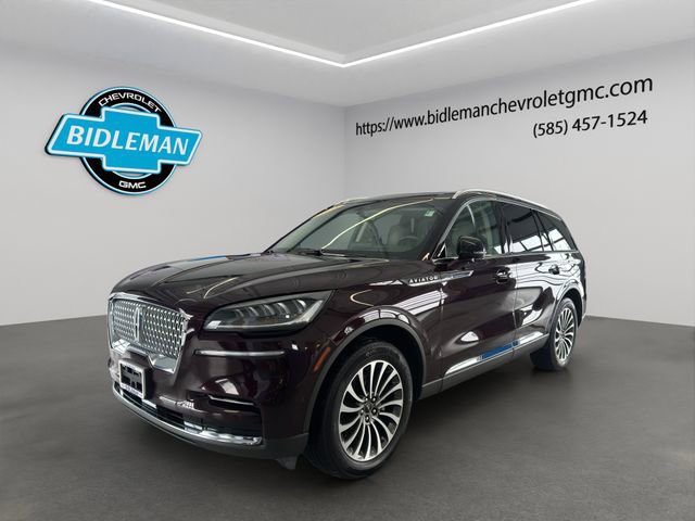 Used 2023 Lincoln Aviator Reserve w/ Equipment Group 201A image 3