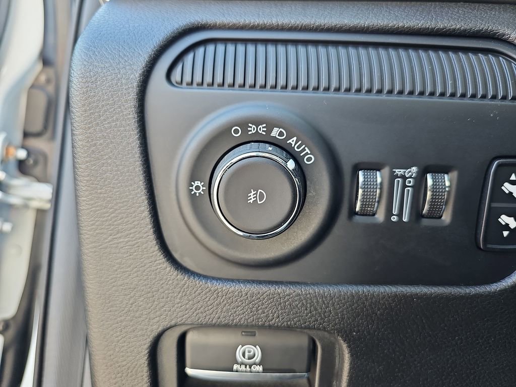 Used 2022 Jeep Wagoneer Series III w/ Premium Group I image 31