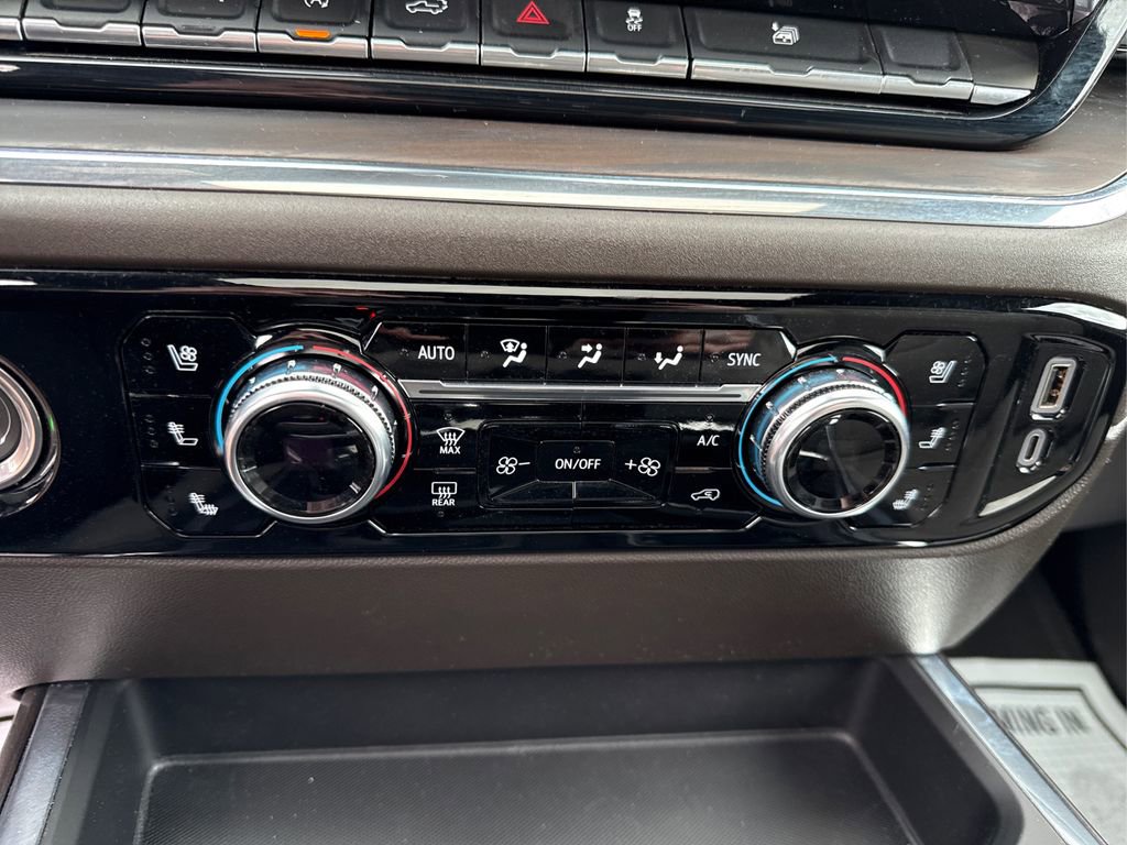 Used 2023 GMC Sierra 1500 SLT w/ SLT Premium Package image 32