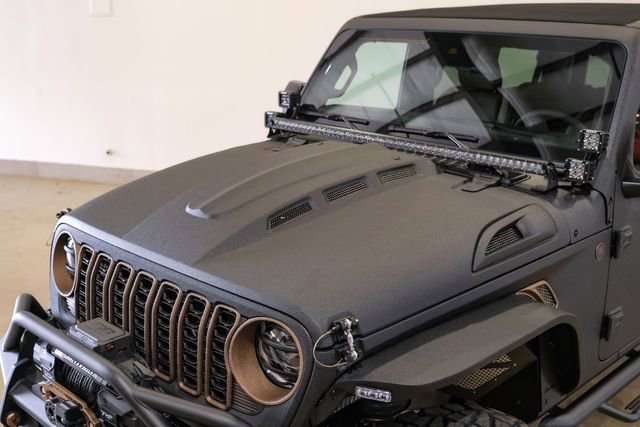 Used 2024 Jeep Wrangler Unlimited Sport image 4