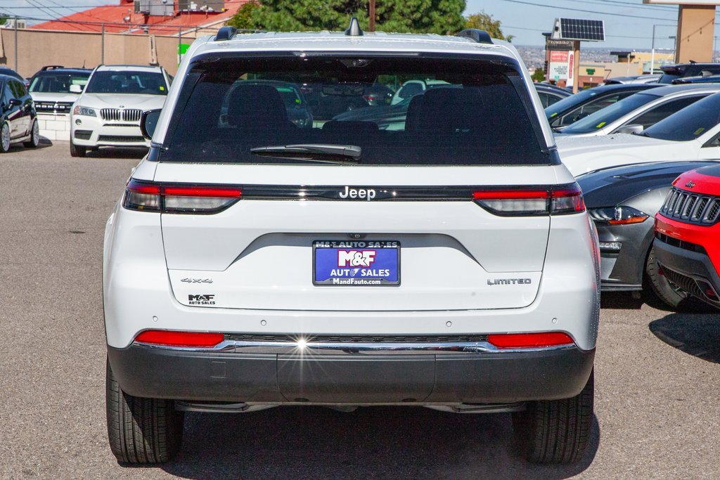 Used 2025 Jeep Grand Cherokee Limited w/ Luxury Tech Group II image 6