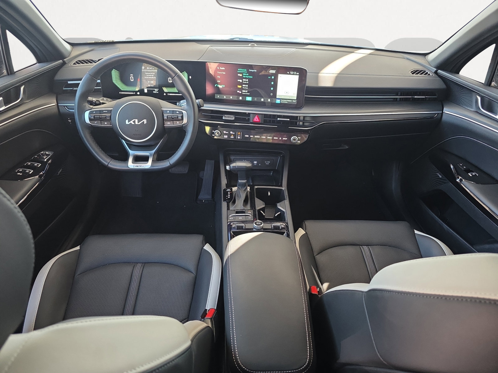 Certified 2025 Kia K5 GT-Line w/ GT-Line Premium Package FWD image 2
