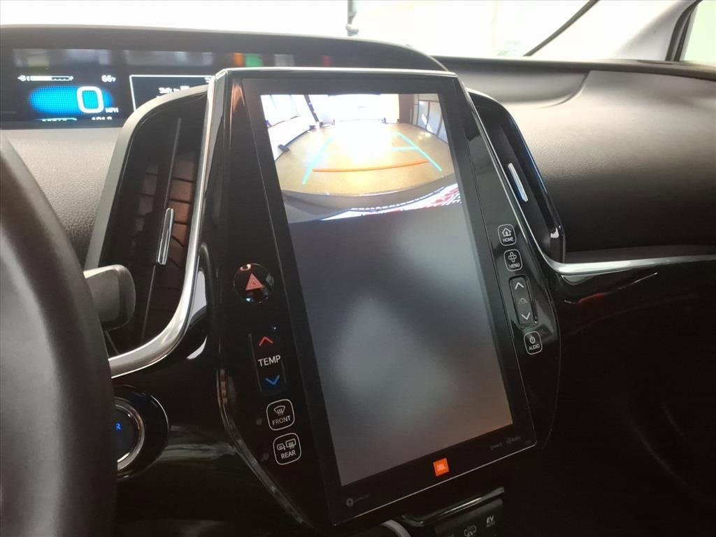 Used 2019 Toyota Prius Prime Advanced image 18