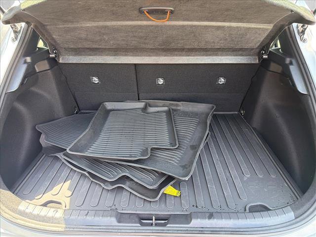 Certified 2025 Toyota Corolla SE image 5