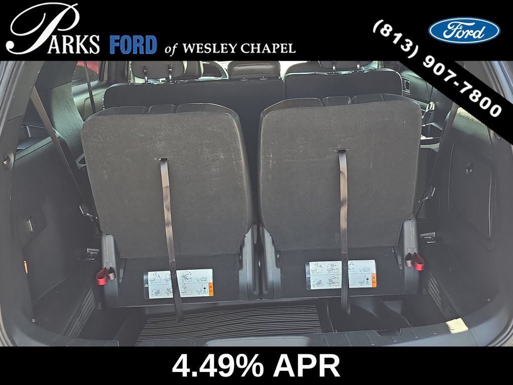 Certified 2018 Ford Explorer XLT w/ Equipment Group 202A AWD/4WD image 9