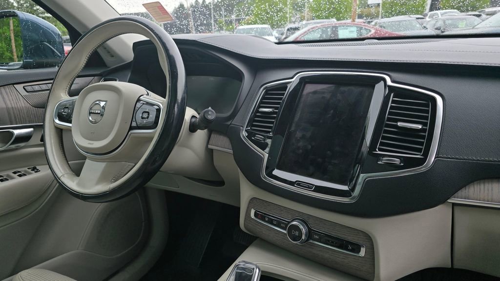 Used 2020 Volvo XC90 T8 Inscription AWD/4WD image 11