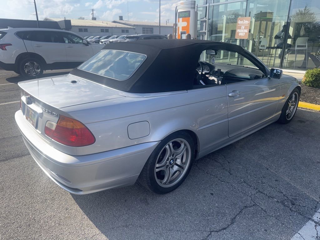 Used 2001 BMW 330Ci Convertible image 3