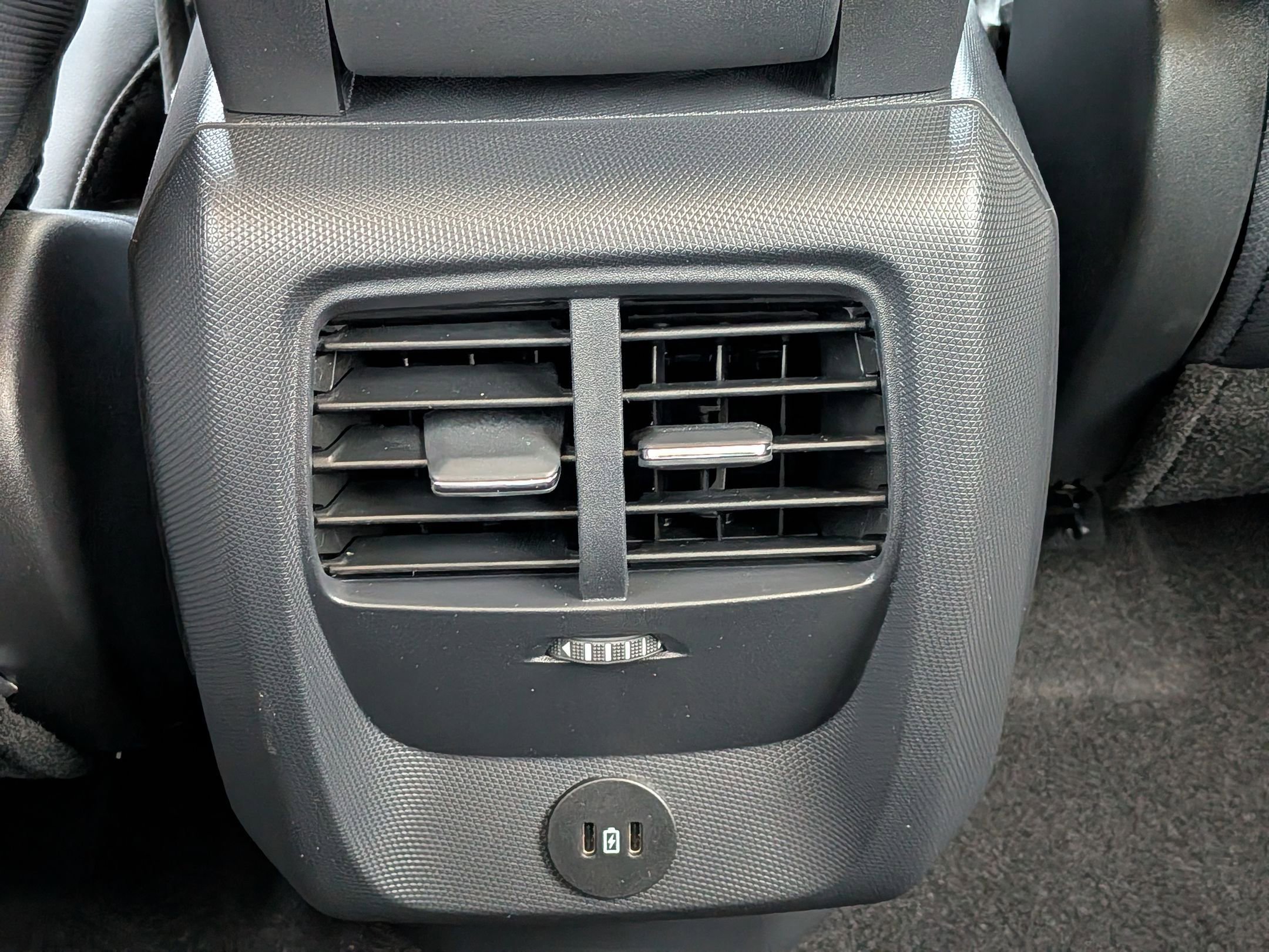 Used 2025 Ford Mustang Mach-E Premium w/ Sport Appearance Package image 15