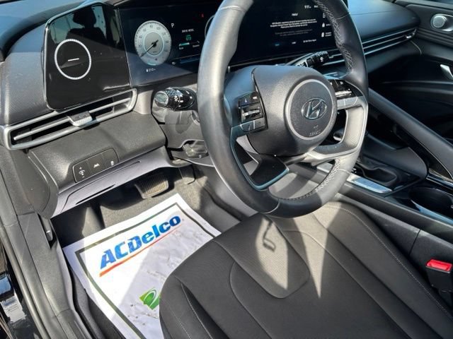 Used 2023 Hyundai Elantra SEL w/ Convenience Package FWD image 14