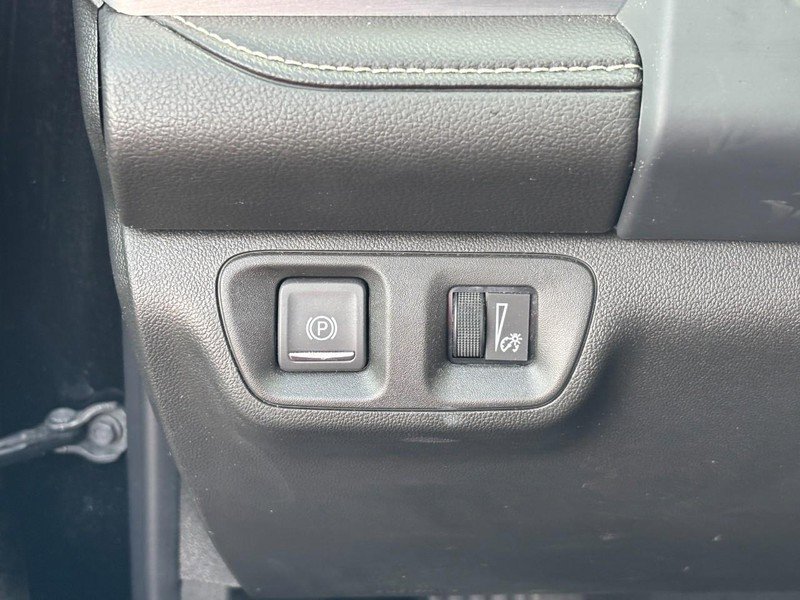 Certified 2023 GMC Acadia SLE w/ Driver Convenience Package image 18