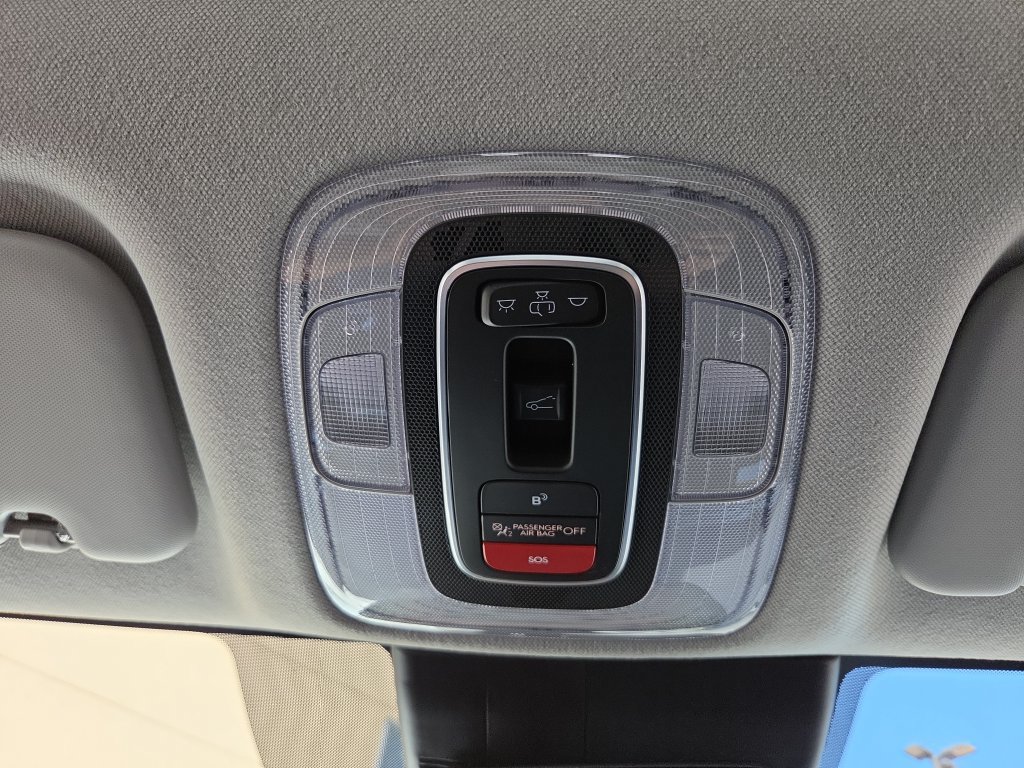 New 2026 Hyundai Elantra Limited FWD image 28