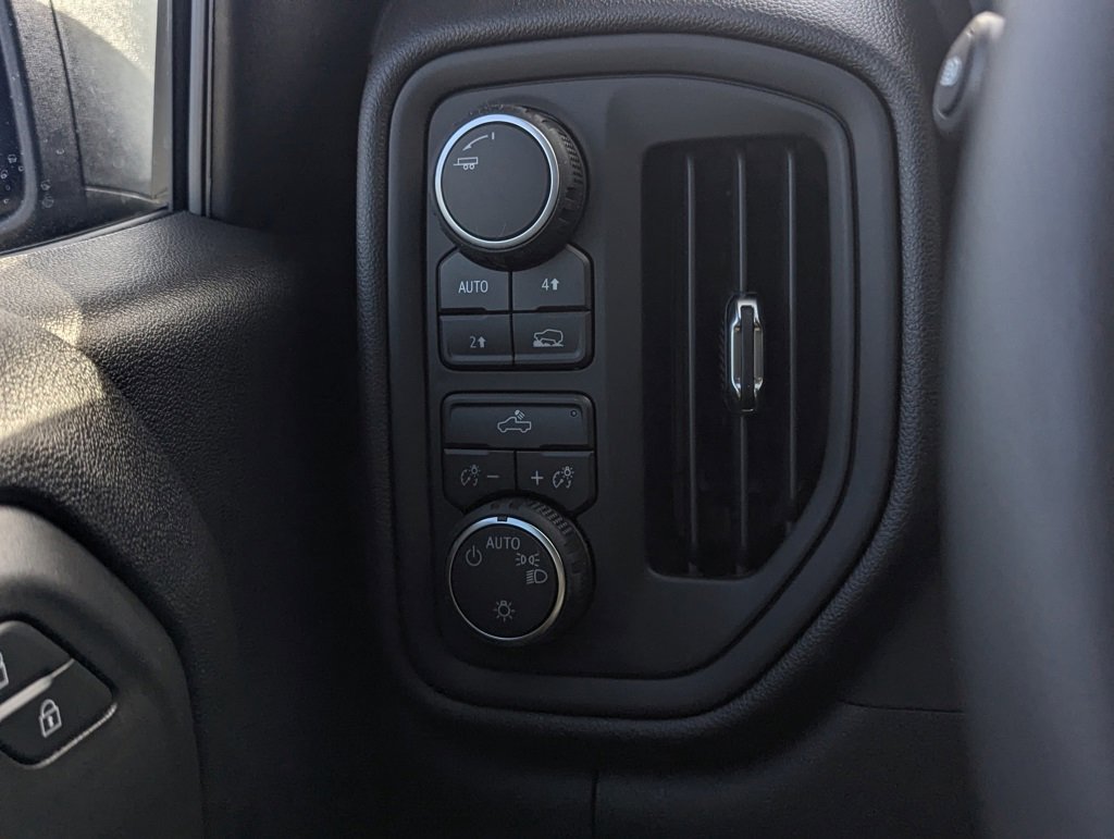 New 2026 Chevrolet Silverado 1500 Custom image 22