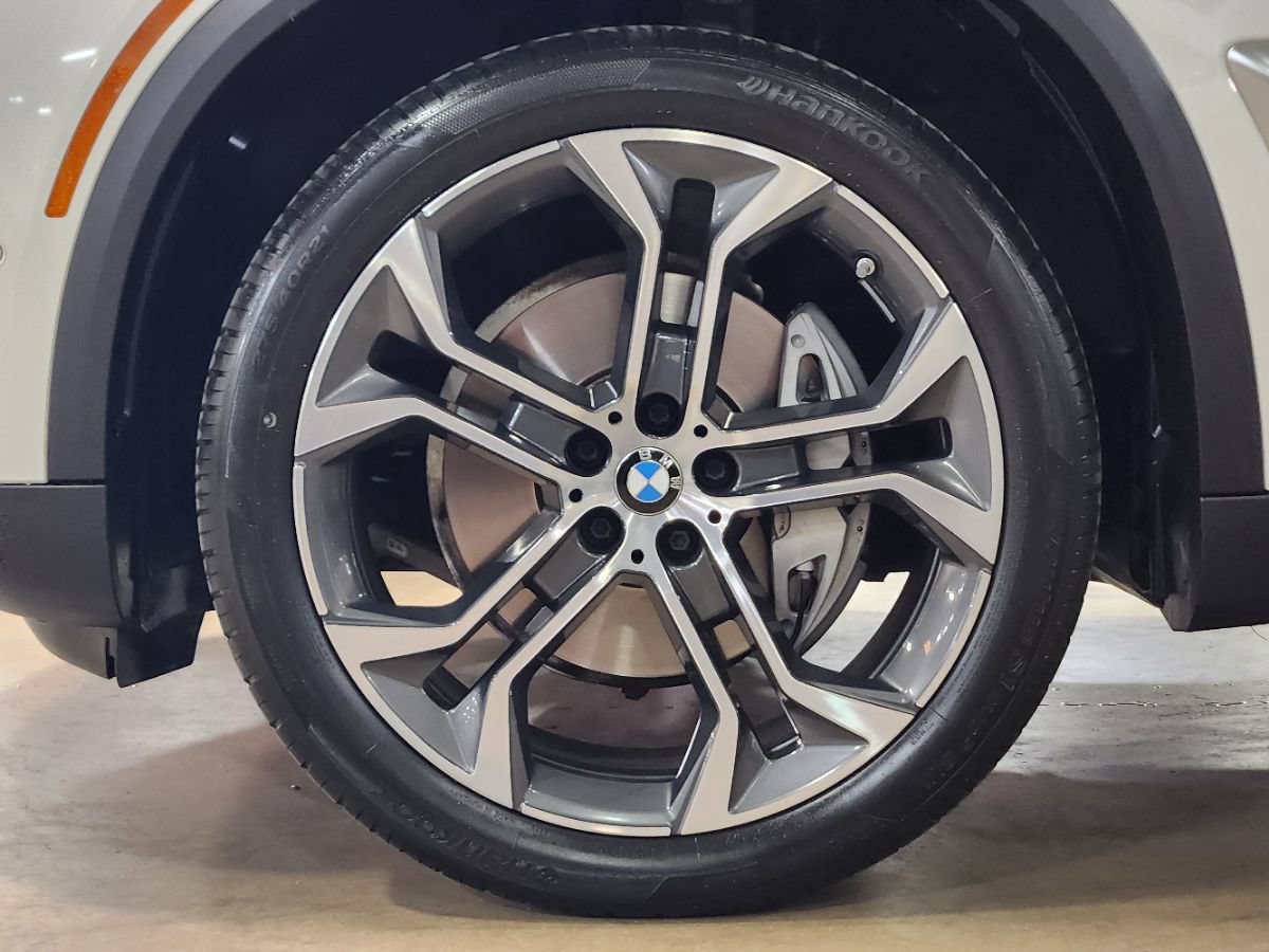 Used 2024 BMW X5 sDrive40i w/ Parking Assistance Package RWD image 24