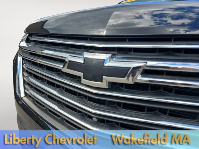 Used 2023 Chevrolet Traverse LT w/ LT Premium Package AWD/4WD image 9