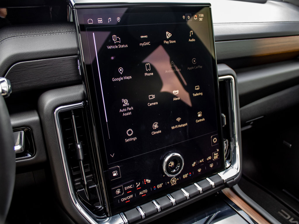 Used 2025 GMC Yukon XL Denali w/ Sun & Power Step Package image 32