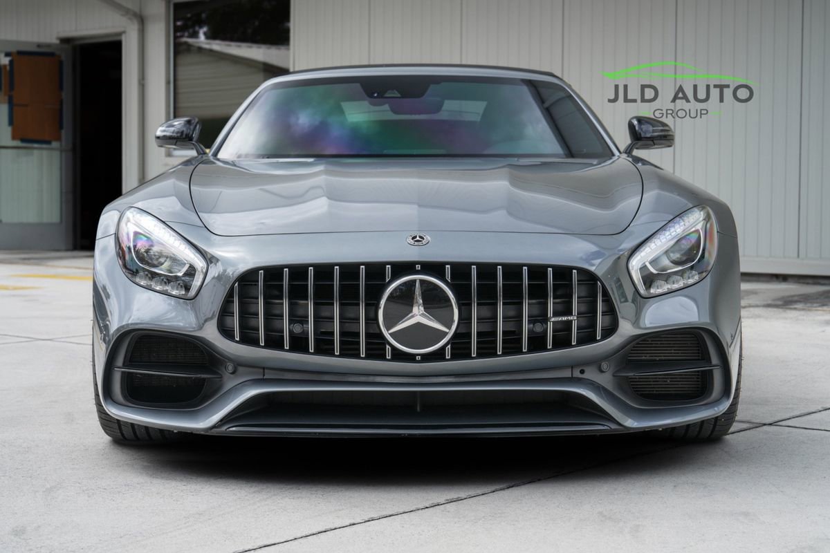Used 2019 Mercedes-Benz AMG GT Roadster image 4