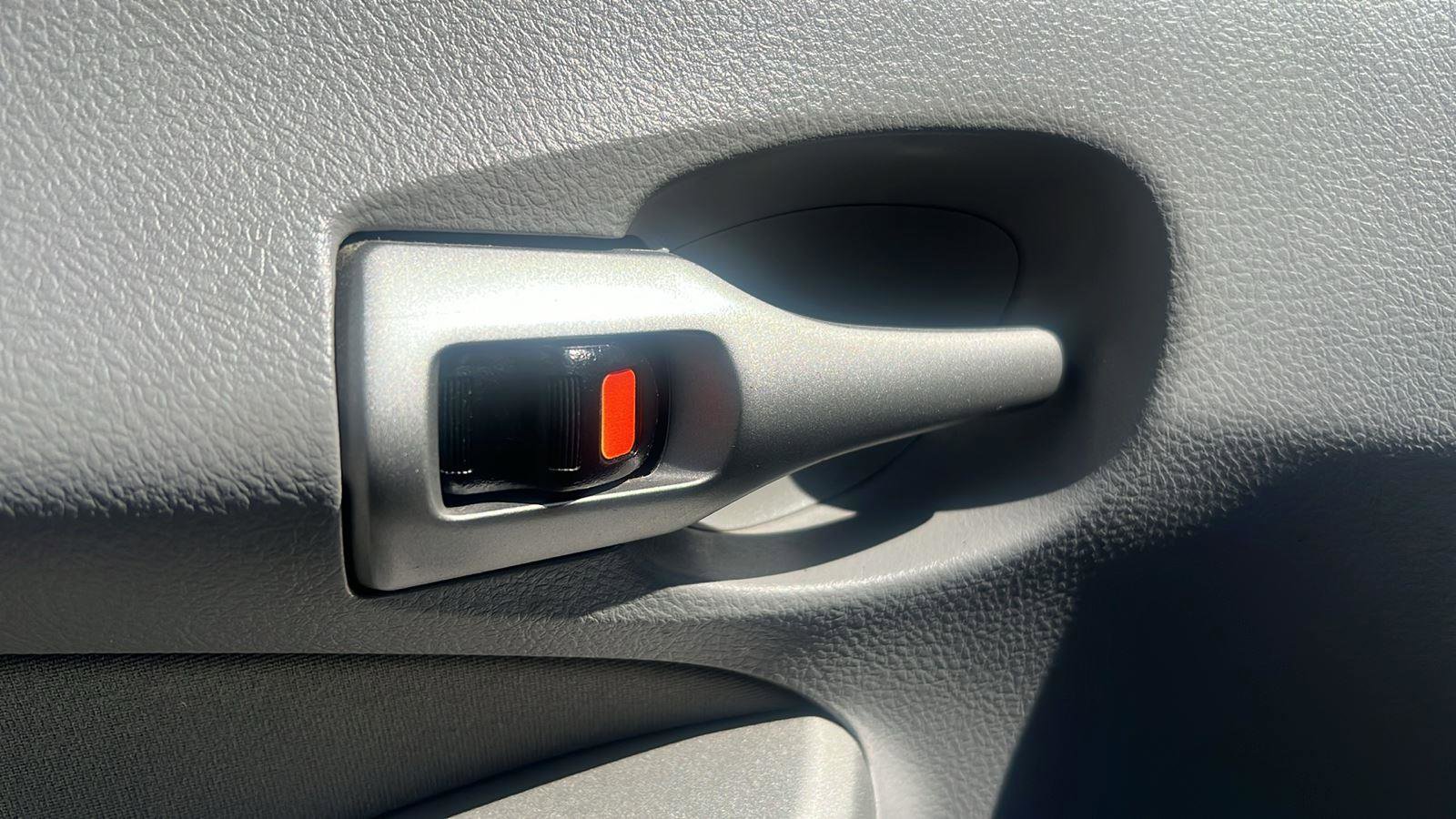 Used 2010 Toyota Corolla LE FWD image 9