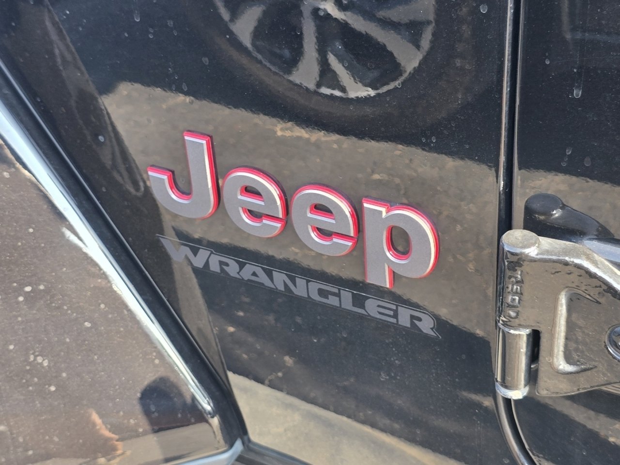 Used 2018 Jeep Wrangler Rubicon AWD/4WD image 23