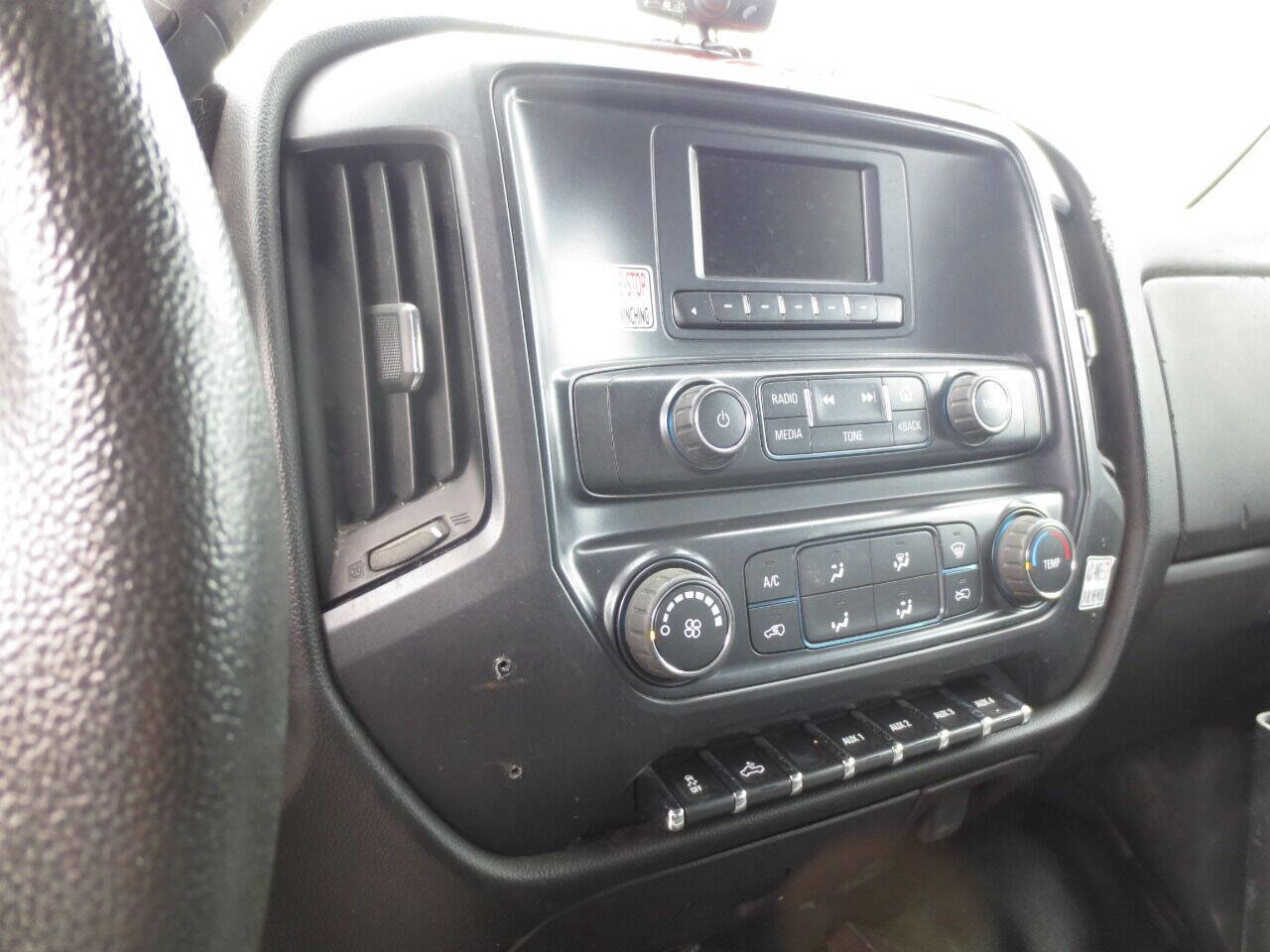 Used 2017 Chevrolet Silverado 2500 W/T image 7