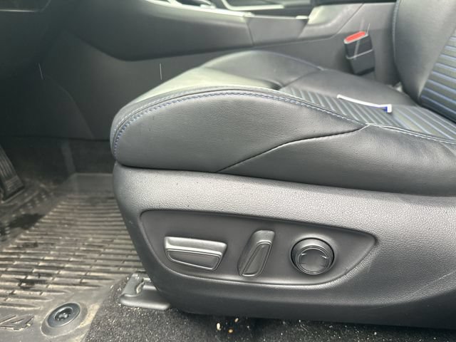 Used 2023 Toyota RAV4 XSE AWD/4WD image 16