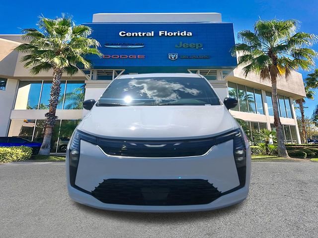 New 2027 Chrysler Pacifica Select FWD image 3