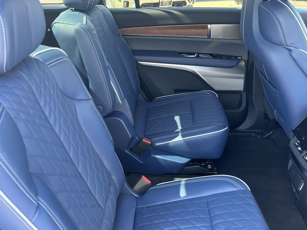 New 2026 Cadillac Vistiq Premium Luxury image 19