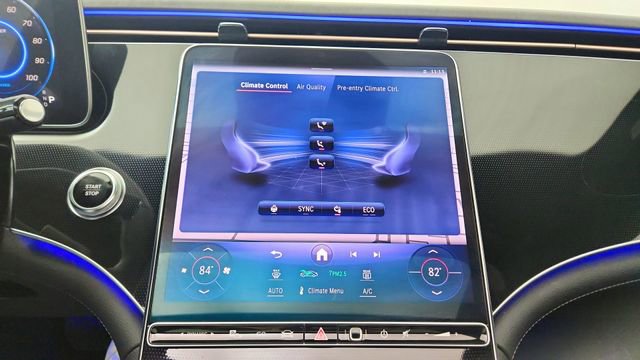 Used 2023 Mercedes-Benz EQE 500 4MATIC Sedan w/ Digital Light Package image 50