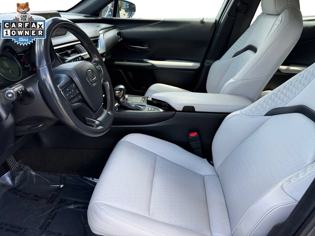Used 2021 Lexus UX 250h w/ Accessory Package (Z2) AWD/4WD image 9