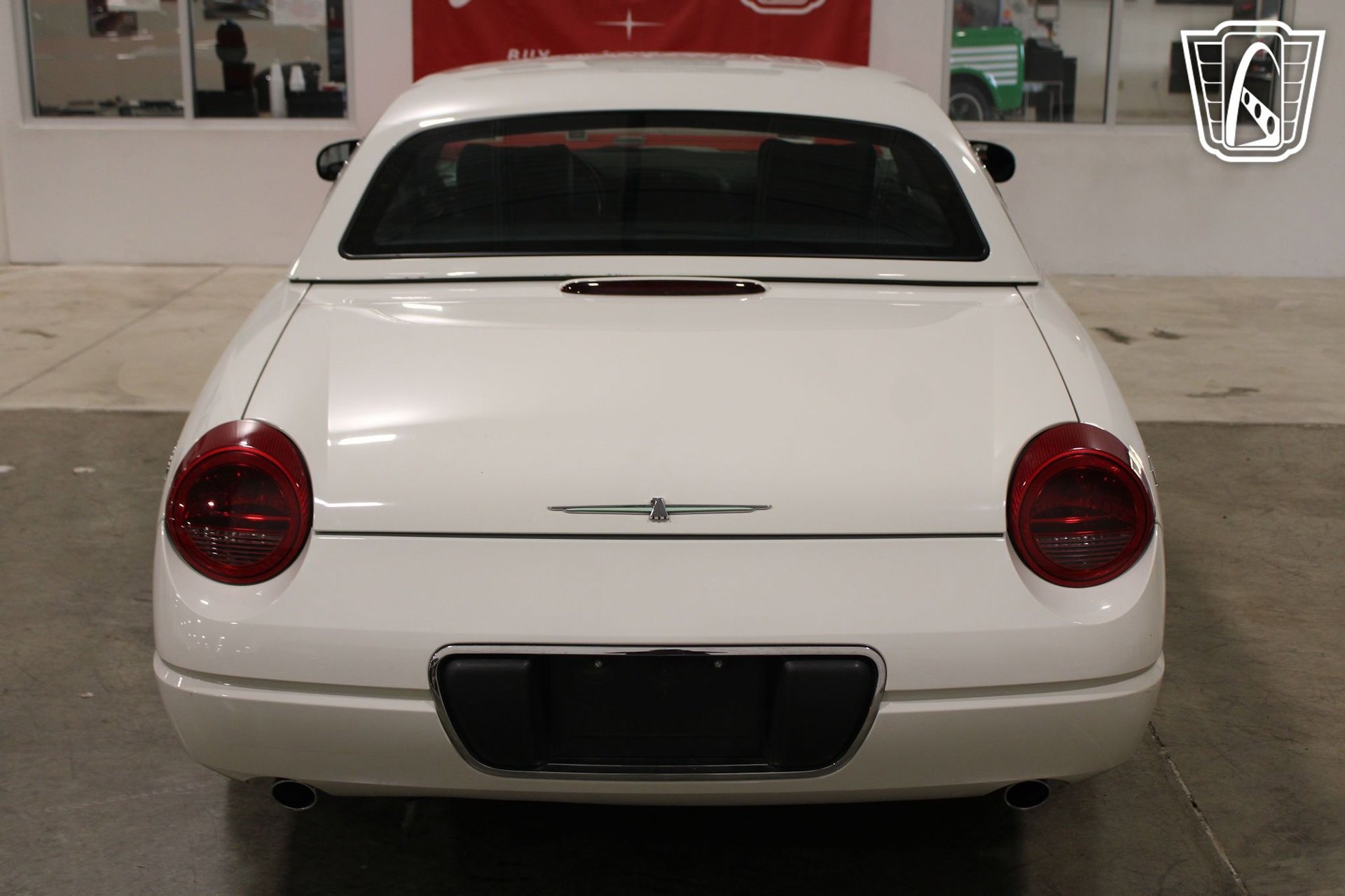 Used 2002 Ford Thunderbird image 9