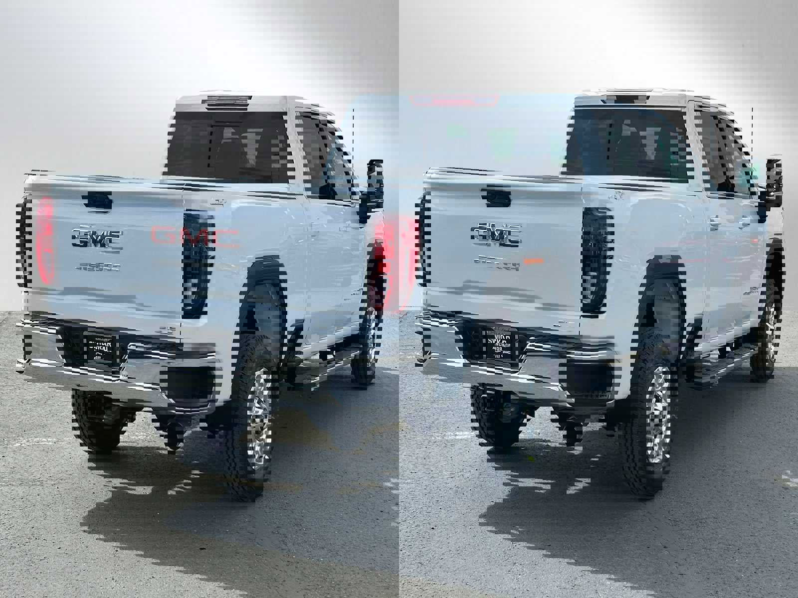 New 2025 GMC Sierra 2500 SLE w/ Preferred Package image 7