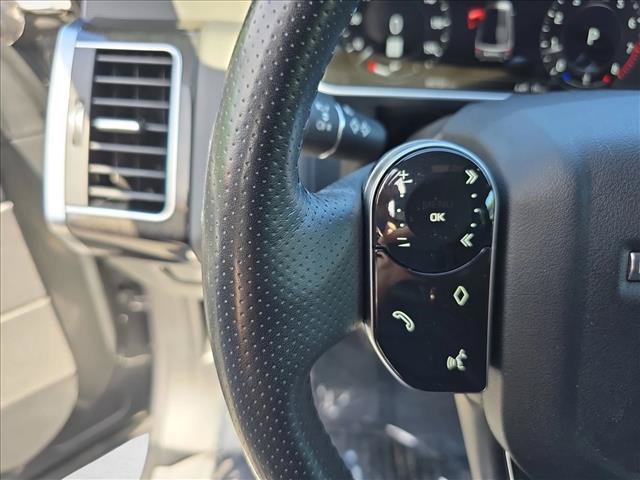 Used 2018 Land Rover Range Rover Sport HSE AWD/4WD image 17
