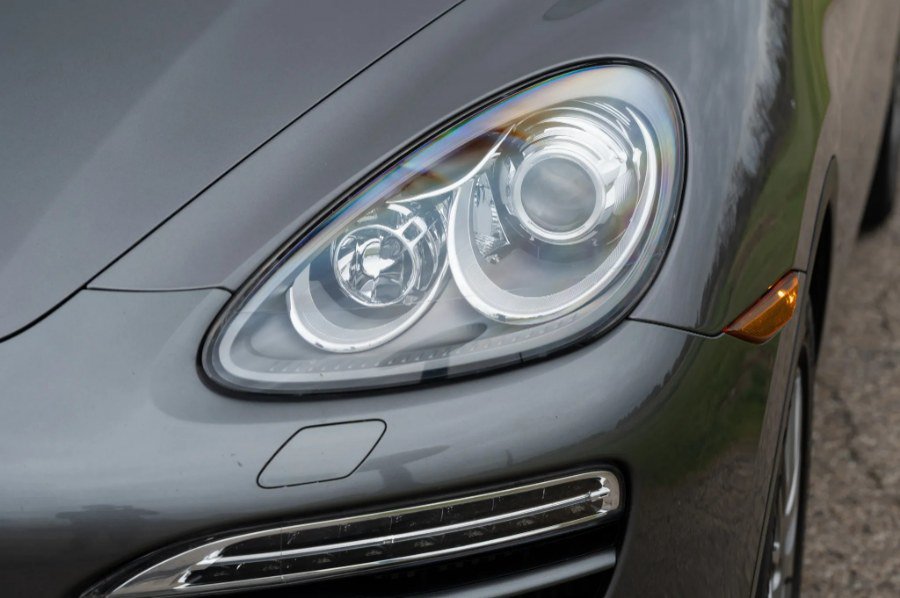 Used 2013 Porsche Cayenne Diesel AWD/4WD image 23