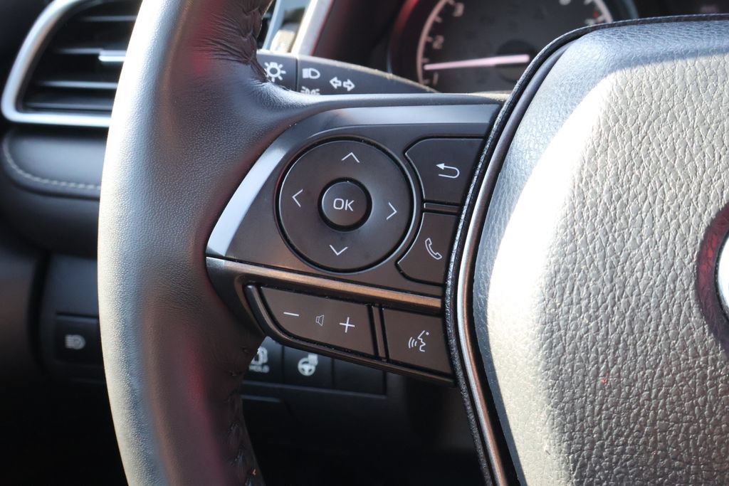 Used 2024 Toyota Camry SE FWD image 16