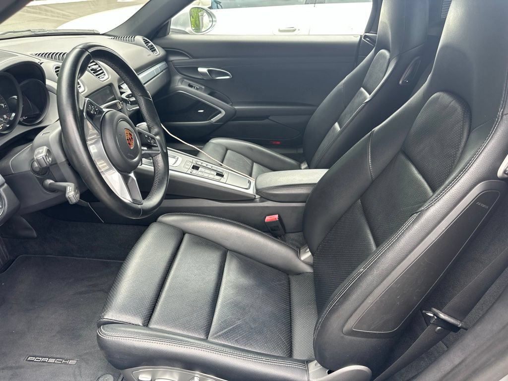 Certified 2019 Porsche 718 Boxster RWD image 2