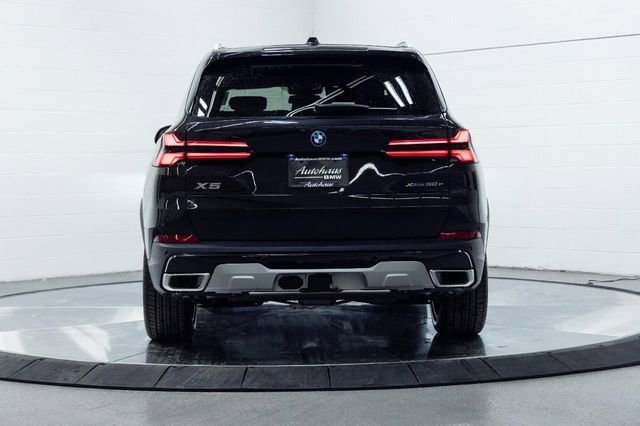 New 2026 BMW X5 xDrive50e w/ Premium Package image 10