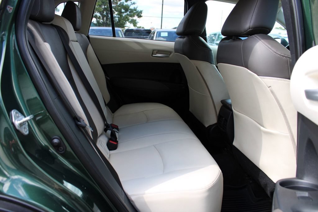 Used 2022 Toyota Corolla Cross XLE w/ Convenience Package AWD/4WD image 14