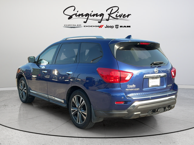 Used 2019 Nissan Pathfinder Platinum FWD image 5