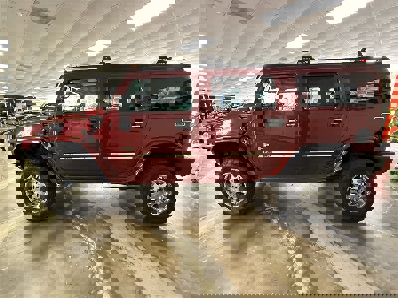 Used 2005 HUMMER H2 w/ Preferred Equipment Group image 5