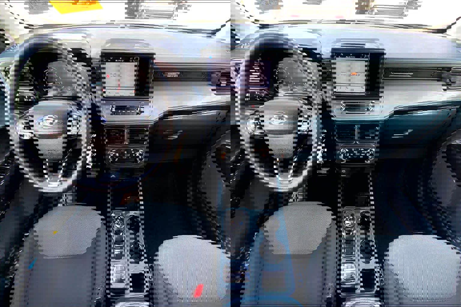 Used 2023 Ford Maverick XL image 14