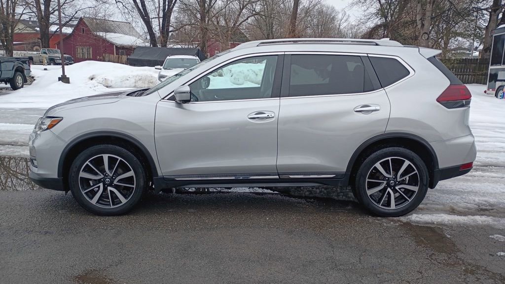 Used 2020 Nissan Rogue SL w/ Premium Package image 4