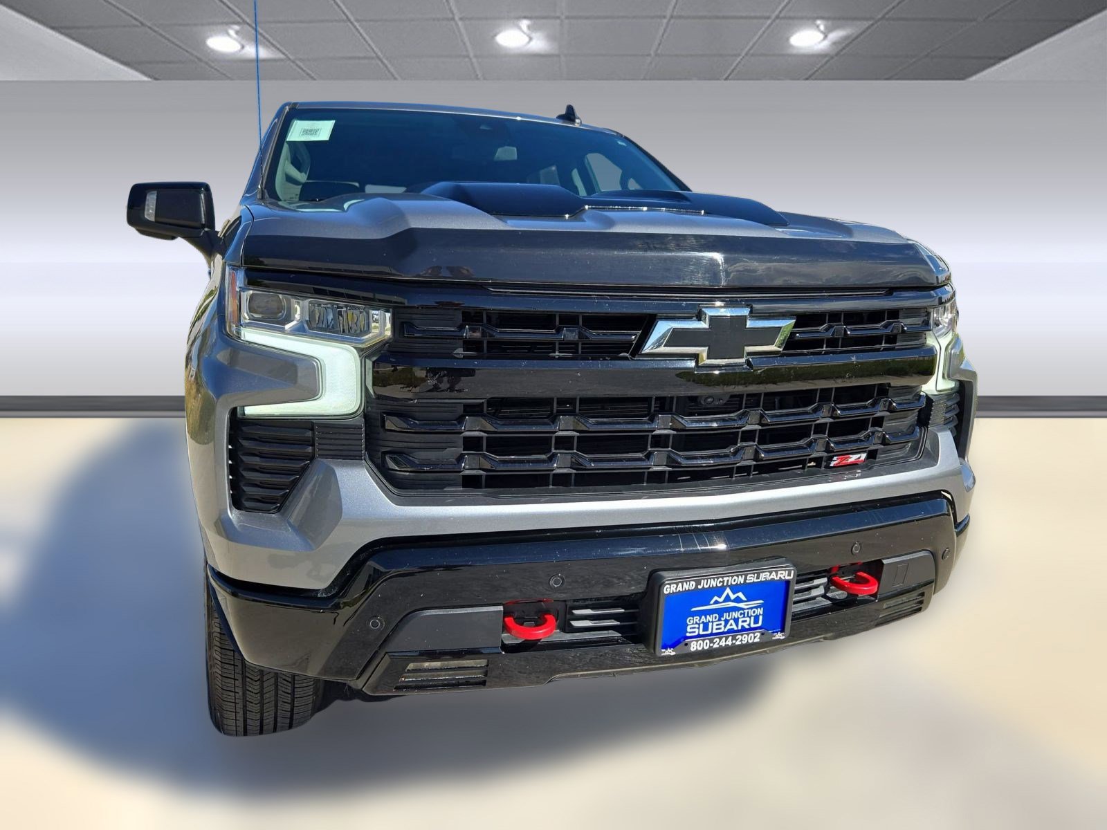 Used 2024 Chevrolet Silverado 1500 LT Trail Boss w/ Convenience Package II image 5