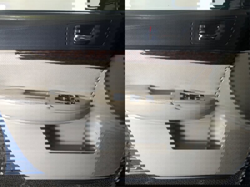 Used 2014 Subaru Legacy 2.5i Limited w/ Moonroof Package image 16