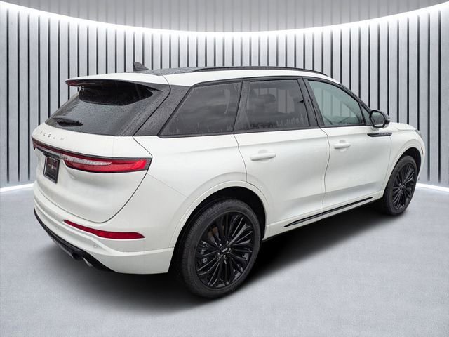 New 2026 Lincoln Corsair Premiere image 3