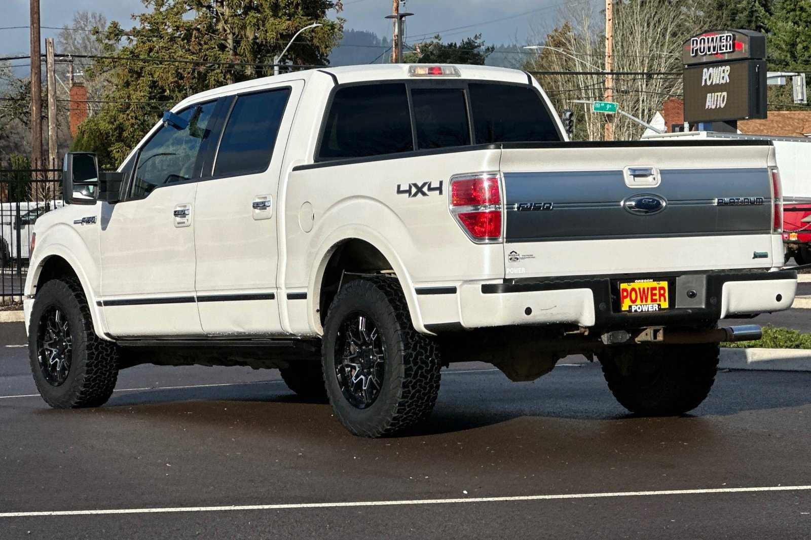Used 2010 Ford F150 Platinum image 6