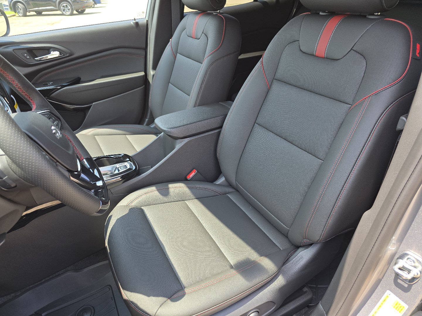 New 2026 Chevrolet Trax RS w/ Driver Confidence Package FWD image 15
