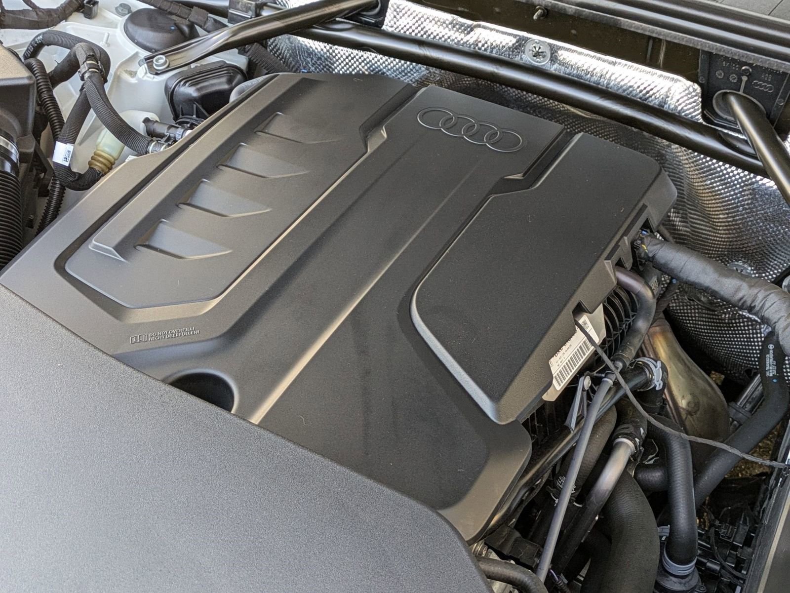 Used 2025 Audi Q5 Premium w/ Convenience Package image 24