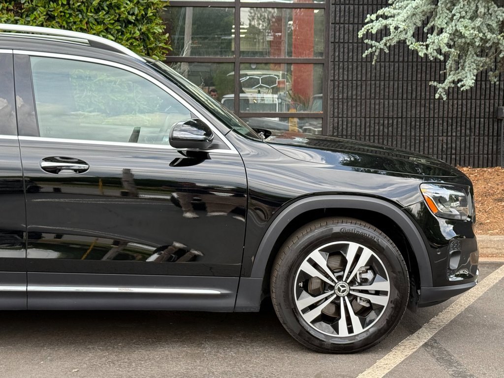 Used 2024 Mercedes-Benz GLB 250 4MATIC image 23
