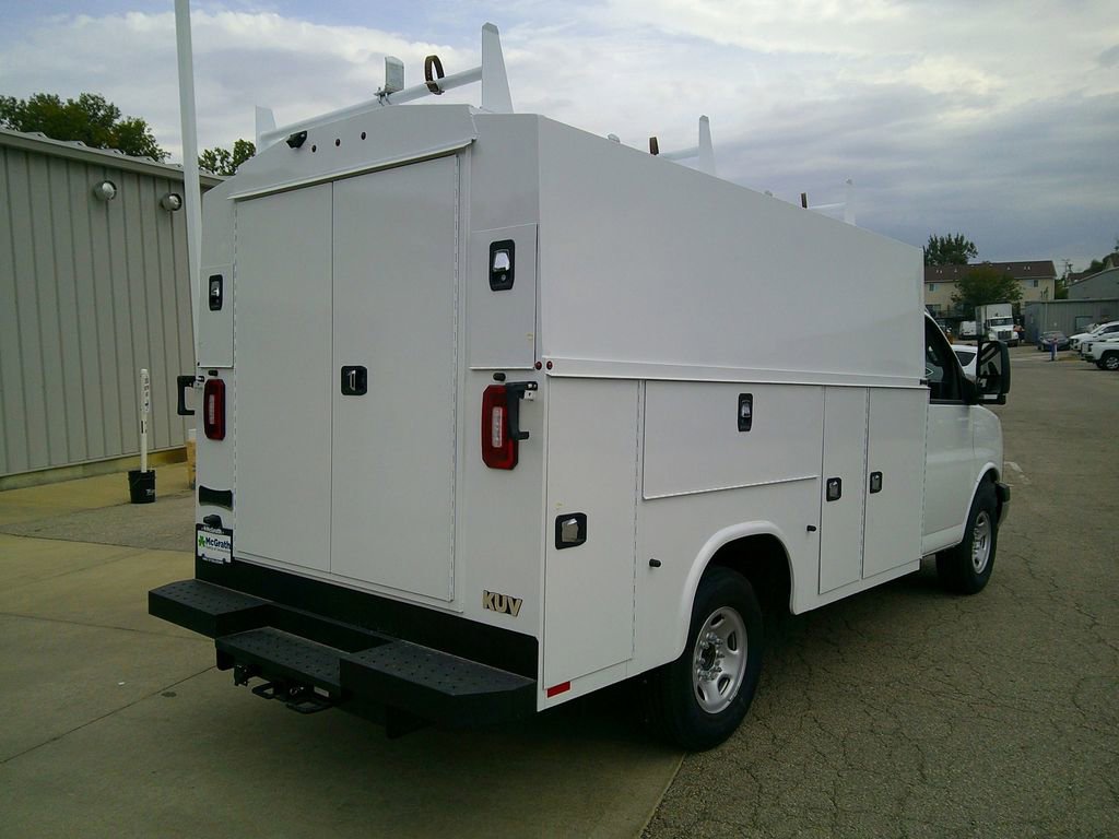 New 2025 GMC Savana 3500 w/ Power Convenience Package image 10