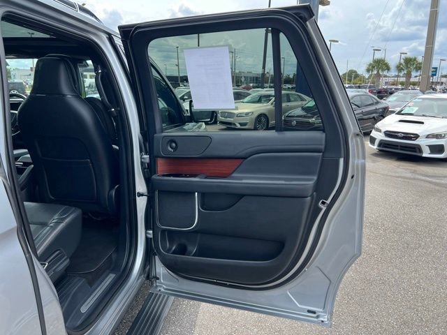 Used 2022 Lincoln Navigator L Reserve image 50